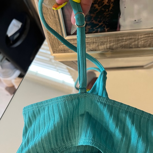 Two tone bikini - Picture 13 of 14